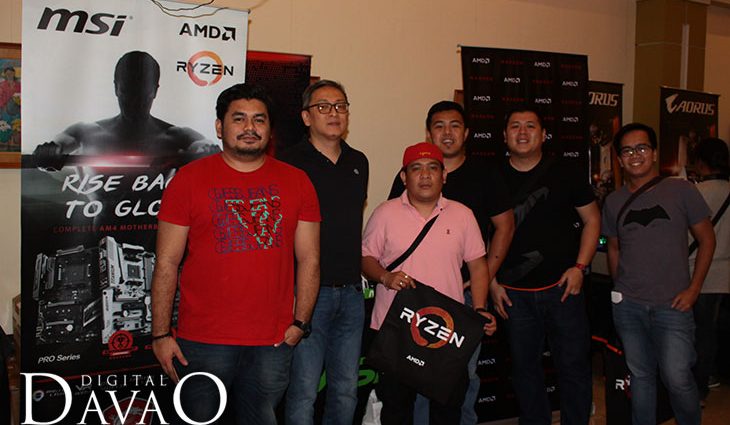 AMD Speaker with Gigabyte Marketing and Davao Tech Bloggers at the AMD Ryzen Event